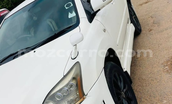 Nunua Ilio tumika Toyota Harrier Nyeupe Gari ndani ya Maputo nchini Maputo Nunua Ilio tumika Toyota Harrier Nyeupe Gari ndani ya Maputo nchini Maputo