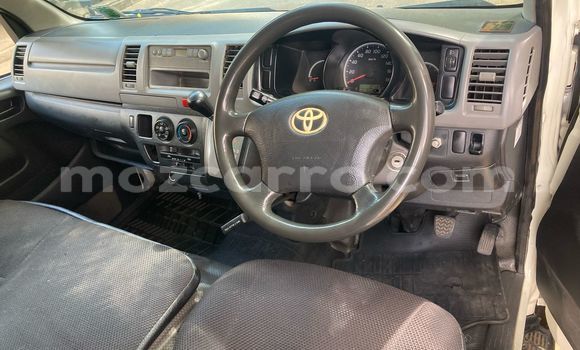 Buy Used Toyota Hiace White Car in Maputo in Maputo Buy Used Toyota Hiace White Car in Maputo in Maputo