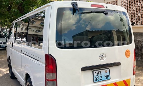 Buy Used Toyota Hiace White Car in Maputo in Maputo Buy Used Toyota Hiace White Car in Maputo in Maputo