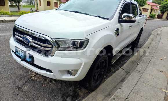 Tenga Tsaru Ford Ranger Chena Mota in Maputo in Maputo