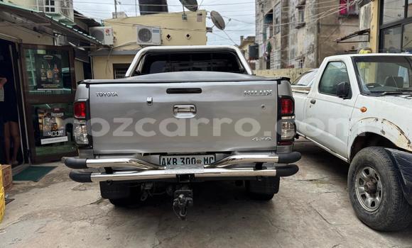 Comprar Usado Toyota Hilux Prata Carro em Maputo em Maputo Comprar Usado Toyota Hilux Prata Carro em Maputo em Maputo