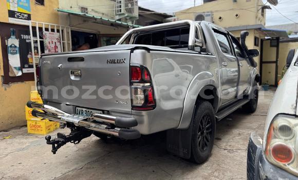 Comprar Usado Toyota Hilux Prata Carro em Maputo em Maputo Comprar Usado Toyota Hilux Prata Carro em Maputo em Maputo
