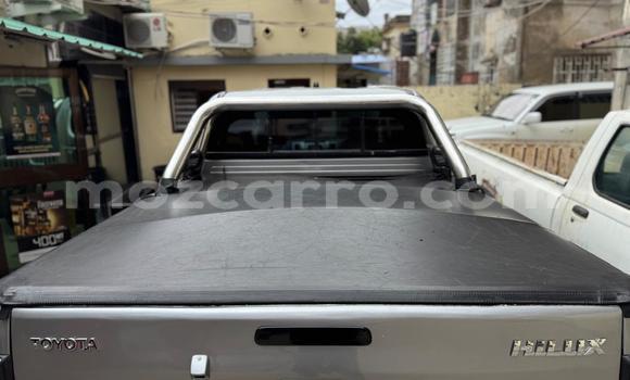 Comprar Usado Toyota Hilux Prata Carro em Maputo em Maputo Comprar Usado Toyota Hilux Prata Carro em Maputo em Maputo