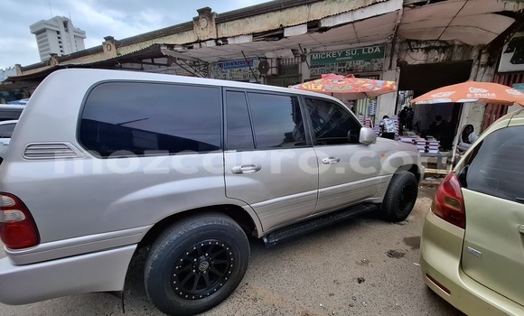 Comprar Usado Toyota Land Cruiser Prata Carro em Maputo em Maputo Comprar Usado Toyota Land Cruiser Prata Carro em Maputo em Maputo