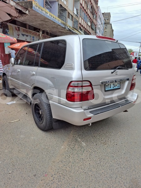 Big with watermark toyota land cruiser maputo maputo 36125