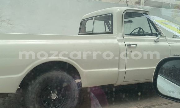 Buy Used Chevrolet C-10 White Car in Maputo in Maputo Buy Used Chevrolet C-10 White Car in Maputo in Maputo