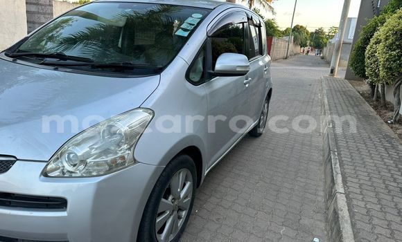 Comprar Usado Toyota Ractis Prata Carro em Maputo em Maputo Comprar Usado Toyota Ractis Prata Carro em Maputo em Maputo
