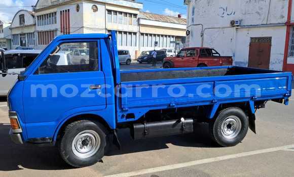 Comprar Novo Toyota Dyna Azul Caminhão em Maputo em Maputo Comprar Novo Toyota Dyna Azul Caminhão em Maputo em Maputo