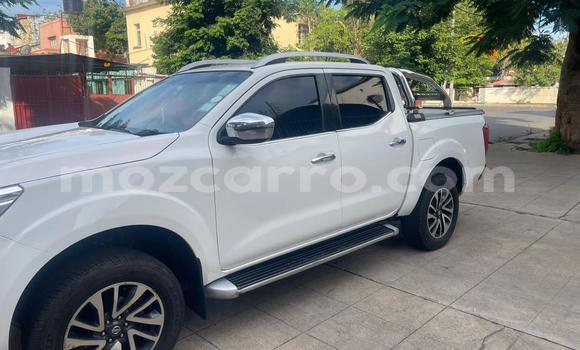 Buy Used Nissan Navara White Car in Maputo in Maputo Buy Used Nissan Navara White Car in Maputo in Maputo