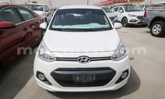 Comprar Importar Hyundai i10 Branco Carro em Import - Dubai em Cabo Delgado Comprar Importar Hyundai i10 Branco Carro em Import - Dubai em Cabo Delgado