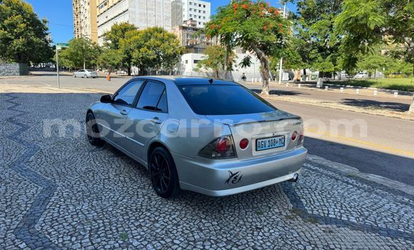 Nunua Ilio tumika Toyota Altezza Fedha Gari ndani ya Maputo nchini Maputo Nunua Ilio tumika Toyota Altezza Fedha Gari ndani ya Maputo nchini Maputo
