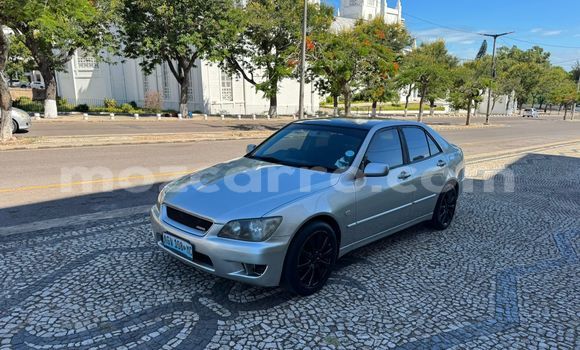 Nunua Ilio tumika Toyota Altezza Fedha Gari ndani ya Maputo nchini Maputo Nunua Ilio tumika Toyota Altezza Fedha Gari ndani ya Maputo nchini Maputo