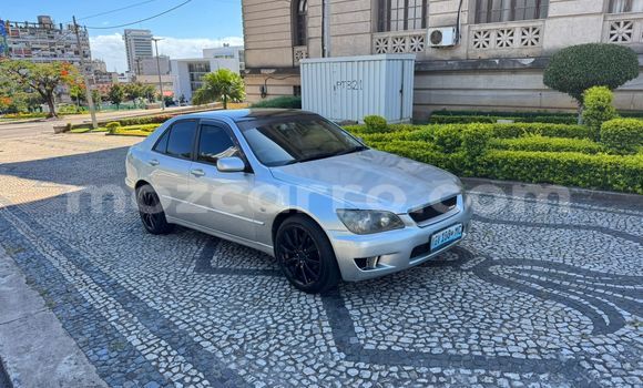 Nunua Ilio tumika Toyota Altezza Fedha Gari ndani ya Maputo nchini Maputo Nunua Ilio tumika Toyota Altezza Fedha Gari ndani ya Maputo nchini Maputo