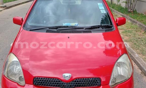 Comprar Usado Toyota Vitz Vermelho Carro em Maputo em Maputo