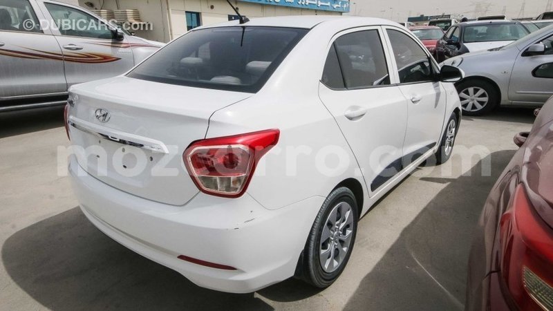 Big with watermark hyundai i10 cabo delgado import dubai 5895