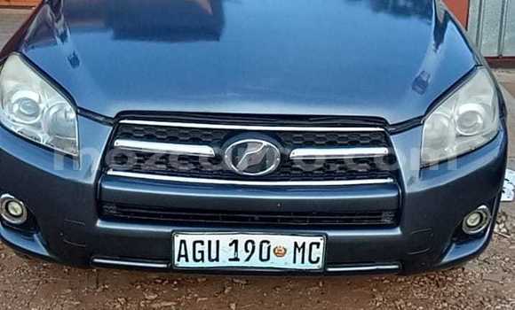 Comprar Usado Toyota RAV4 Azul Carro em Maputo em Maputo Comprar Usado Toyota RAV4 Azul Carro em Maputo em Maputo