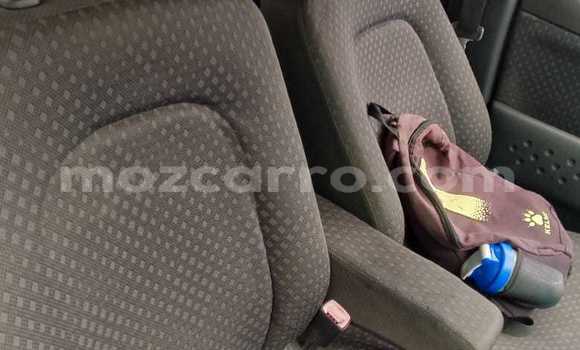 Nunua Ilio tumika Toyota FunCargo Nyingine Gari ndani ya Maputo nchini Maputo Nunua Ilio tumika Toyota FunCargo Nyingine Gari ndani ya Maputo nchini Maputo