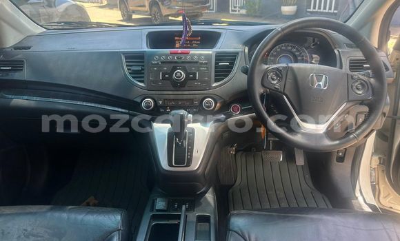 Buy Used Honda CR-V White Car in Maputo in Maputo Buy Used Honda CR-V White Car in Maputo in Maputo