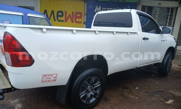Tenga Tsaru Toyota Hiluxe Revo Chena Mota in Maputo in Maputo Tenga Tsaru Toyota Hiluxe Revo Chena Mota in Maputo in Maputo