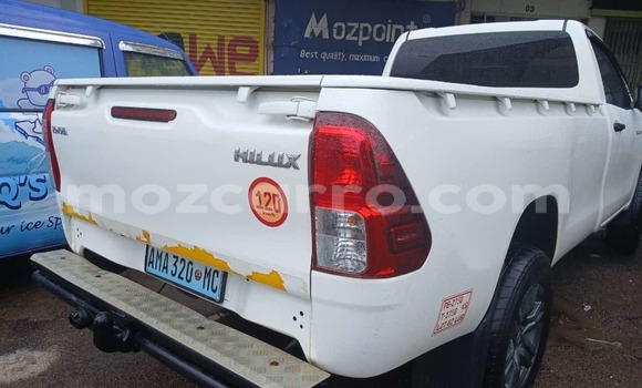 Tenga Tsaru Toyota Hiluxe Revo Chena Mota in Maputo in Maputo Tenga Tsaru Toyota Hiluxe Revo Chena Mota in Maputo in Maputo