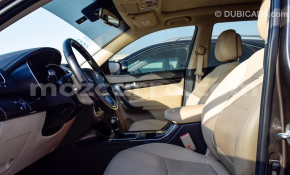 Tenga Imported Kia Sorento Bhurawuni Mota in Import - Dubai in Cabo Delgado Tenga Imported Kia Sorento Bhurawuni Mota in Import - Dubai in Cabo Delgado