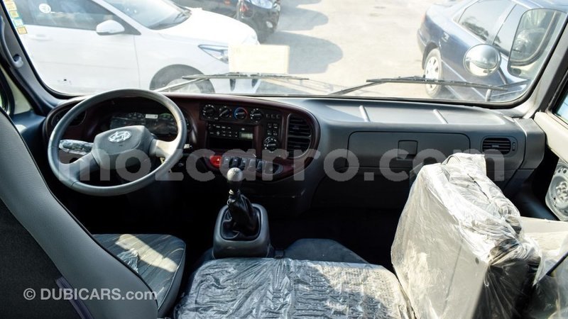 Big with watermark hyundai accent cabo delgado import dubai 5901