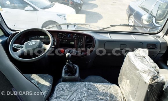 Tenga Imported Hyundai Accent Beige Mota in Import - Dubai in Cabo Delgado Tenga Imported Hyundai Accent Beige Mota in Import - Dubai in Cabo Delgado