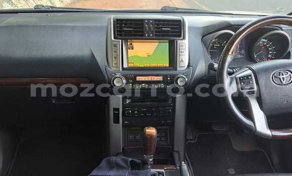Buy Used Toyota Land Cruiser Prado White Car in Maputo in Maputo Buy Used Toyota Land Cruiser Prado White Car in Maputo in Maputo