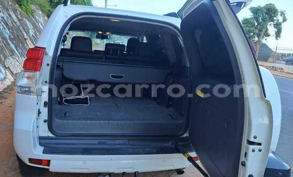 Buy Used Toyota Land Cruiser Prado White Car in Maputo in Maputo Buy Used Toyota Land Cruiser Prado White Car in Maputo in Maputo