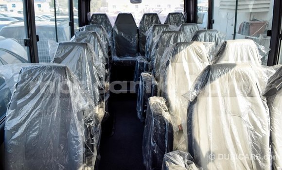 Tenga Imported Hyundai Accent Beige Mota in Import - Dubai in Cabo Delgado Tenga Imported Hyundai Accent Beige Mota in Import - Dubai in Cabo Delgado