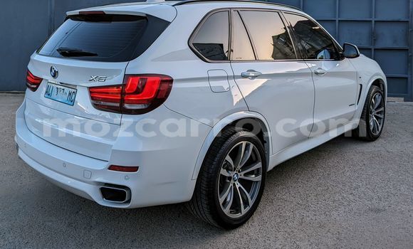 Nunua Mpya BMW X5 Nyeupe Gari ndani ya Maputo nchini Maputo