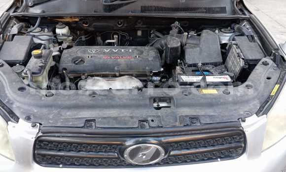 Tenga Tsaru Toyota RAV4 Zvimwe Mota in Maputo in Maputo Tenga Tsaru Toyota RAV4 Zvimwe Mota in Maputo in Maputo