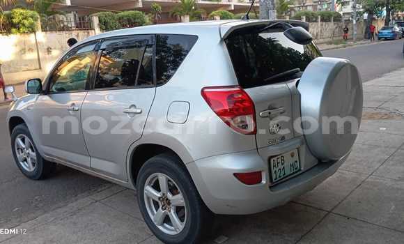 Tenga Tsaru Toyota RAV4 Zvimwe Mota in Maputo in Maputo Tenga Tsaru Toyota RAV4 Zvimwe Mota in Maputo in Maputo