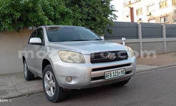 Tenga Tsaru Toyota RAV4 Zvimwe Mota in Maputo in Maputo Tenga Tsaru Toyota RAV4 Zvimwe Mota in Maputo in Maputo