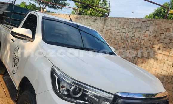 Buy New Toyota Hilux White Car in Maputo in Maputo Buy New Toyota Hilux White Car in Maputo in Maputo