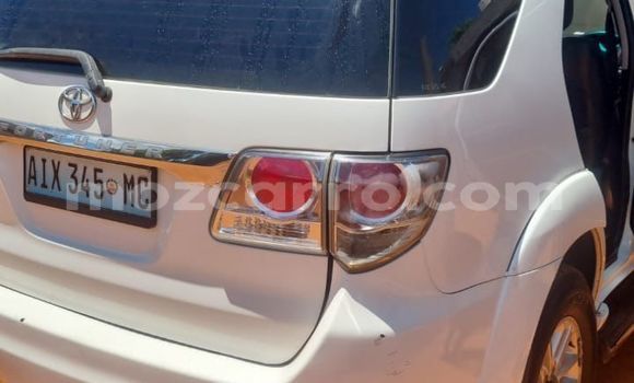 Comprar Usado Toyota Fortuner Branco Carro em Maputo em Maputo Comprar Usado Toyota Fortuner Branco Carro em Maputo em Maputo