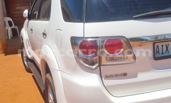 Comprar Usado Toyota Fortuner Branco Carro em Maputo em Maputo Comprar Usado Toyota Fortuner Branco Carro em Maputo em Maputo