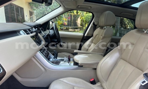 Buy Used Range Rover Range Rover Blue Car in Maputo in Maputo Buy Used Range Rover Range Rover Blue Car in Maputo in Maputo