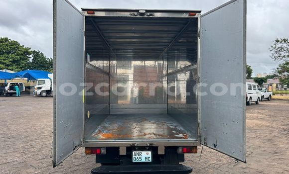 Comprar Usado Toyota Dyna Branco Carro em Maputo em Maputo Comprar Usado Toyota Dyna Branco Carro em Maputo em Maputo