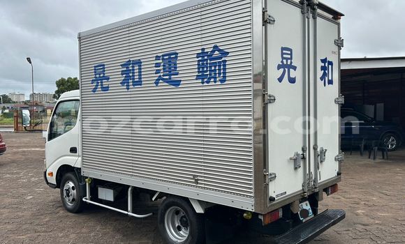 Comprar Usado Toyota Dyna Branco Carro em Maputo em Maputo Comprar Usado Toyota Dyna Branco Carro em Maputo em Maputo