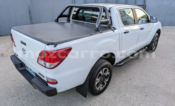 Comprar Usado Mazda BT-50 Castanho Carro em Maputo em Maputo Comprar Usado Mazda BT-50 Castanho Carro em Maputo em Maputo
