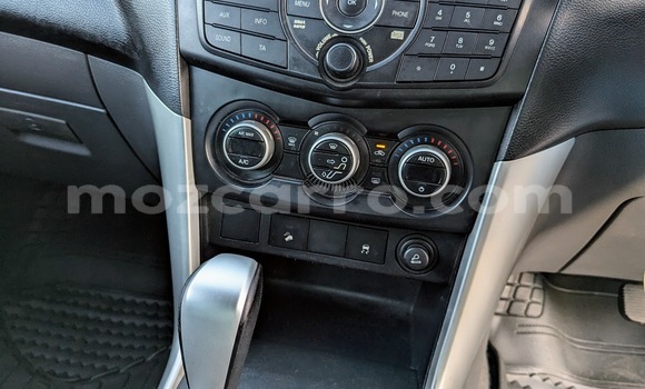 Comprar Usado Mazda BT-50 Castanho Carro em Maputo em Maputo Comprar Usado Mazda BT-50 Castanho Carro em Maputo em Maputo