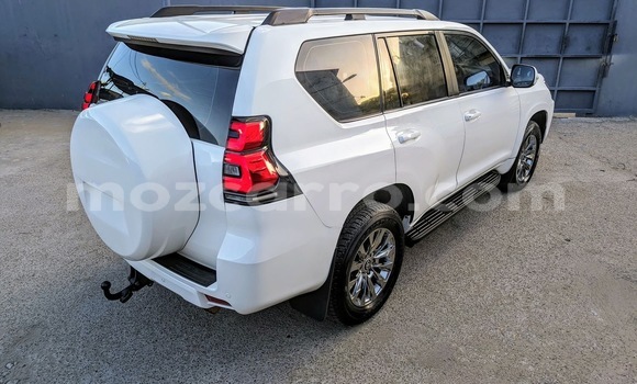 Buy Used Toyota Prado White Car in Maputo in Maputo Buy Used Toyota Prado White Car in Maputo in Maputo