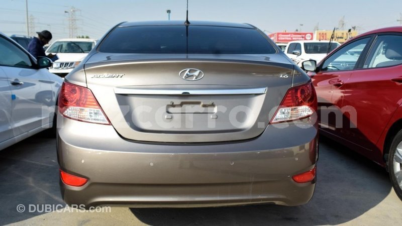 Big with watermark hyundai accent cabo delgado import dubai 5904