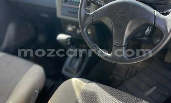 Nunua Ilio tumika Mitsubishi Pajero Nyekundu Gari ndani ya Maputo nchini Maputo Nunua Ilio tumika Mitsubishi Pajero Nyekundu Gari ndani ya Maputo nchini Maputo