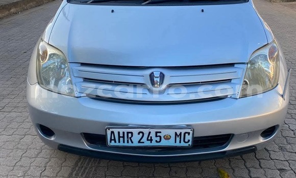 Buy Used Toyota IST Other Car in Maputo in Maputo