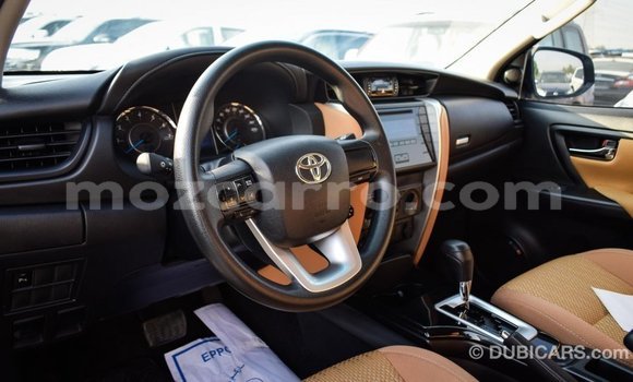 Comprar Importar Toyota Fortuner Branco Carro em Import - Dubai em Cabo Delgado Comprar Importar Toyota Fortuner Branco Carro em Import - Dubai em Cabo Delgado