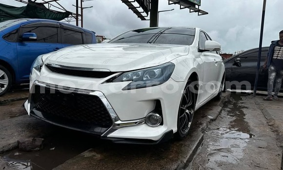 Nunua Ilio tumika Toyota Mark X Nyeupe Gari ndani ya Maputo nchini Maputo Nunua Ilio tumika Toyota Mark X Nyeupe Gari ndani ya Maputo nchini Maputo