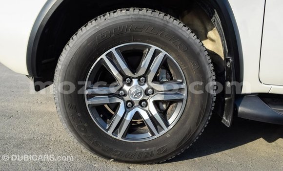 Comprar Importar Toyota Fortuner Branco Carro em Import - Dubai em Cabo Delgado Comprar Importar Toyota Fortuner Branco Carro em Import - Dubai em Cabo Delgado