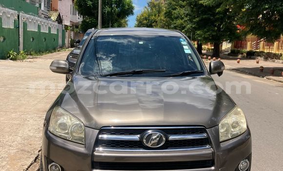 Buy Used Toyota RAV4 Silver Car in Maputo in Maputo Buy Used Toyota RAV4 Silver Car in Maputo in Maputo